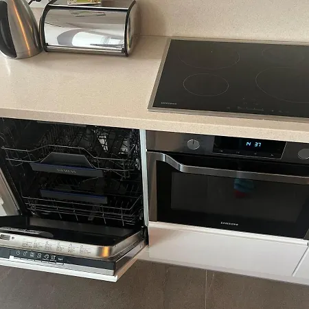 Апартаменты Stylish Apt, Palace View